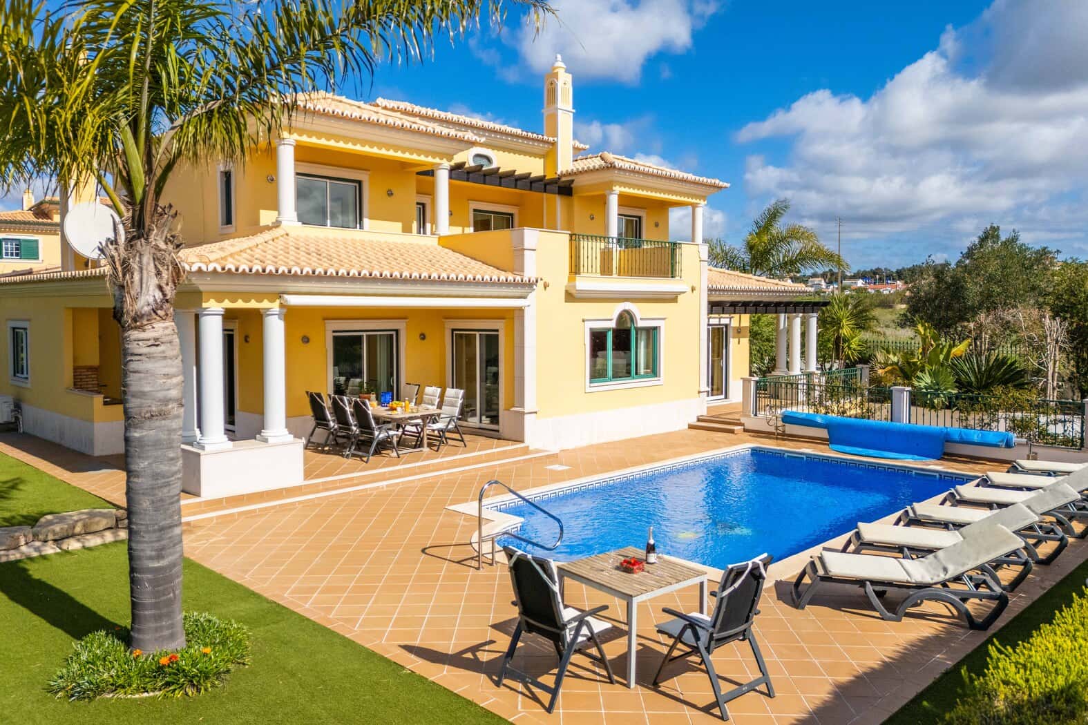 Villa Chara 